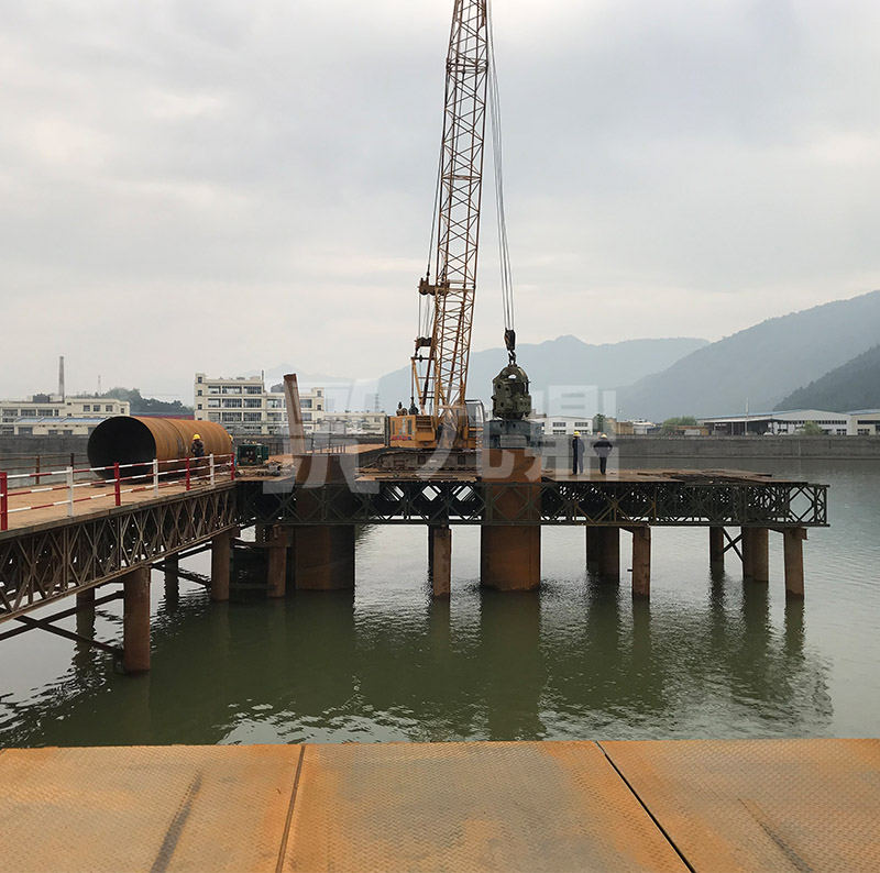   应急贝雷丝瓜视频黄片和固定贝雷丝瓜视频黄片具有构件少，重量轻，成本低的特点